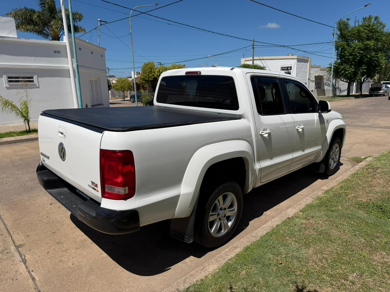 Mira esta publicación de Volkswagen Amarok 2015 en Motordil