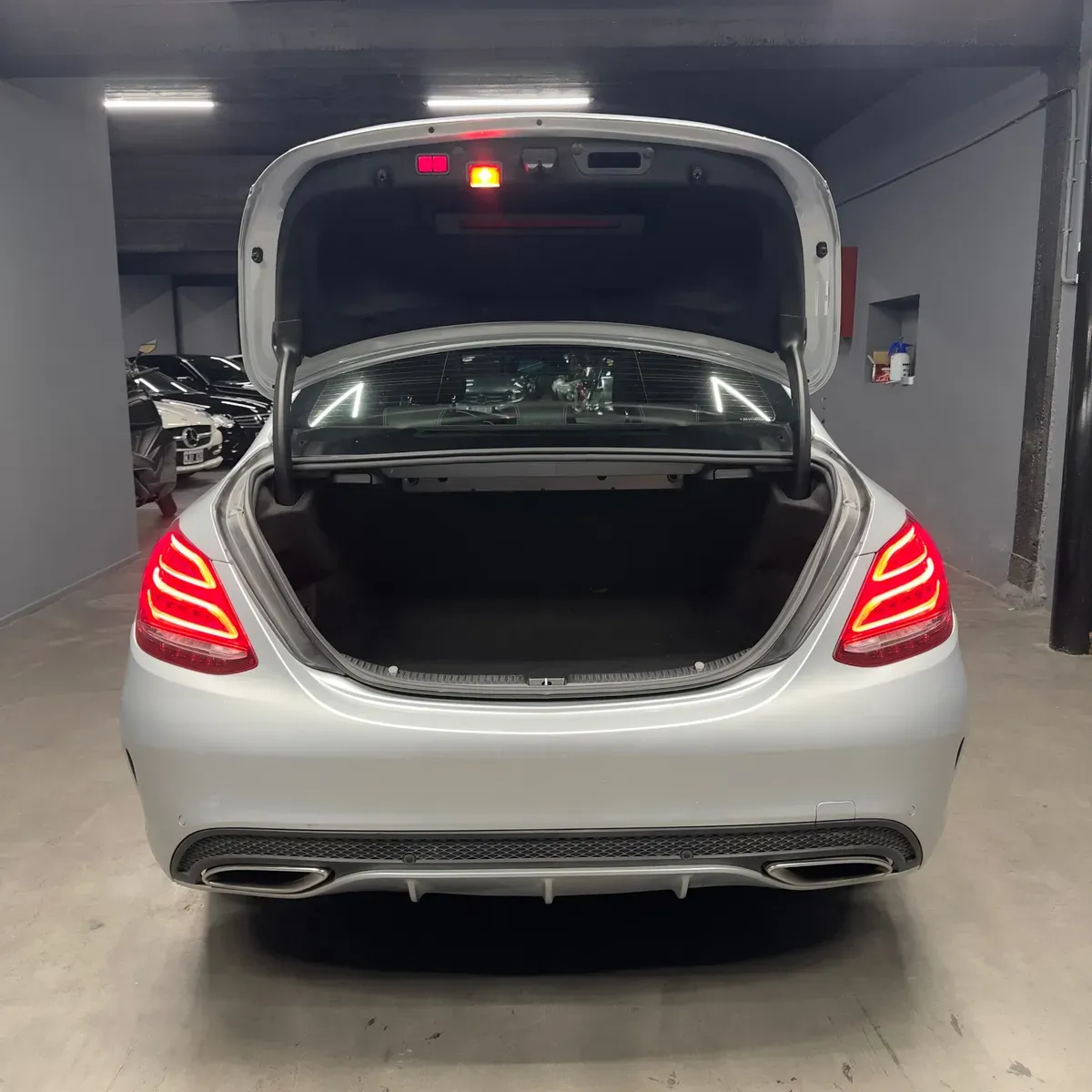 Mira esta publicación de Mercedes Benz Clase C 2019 en Motordil