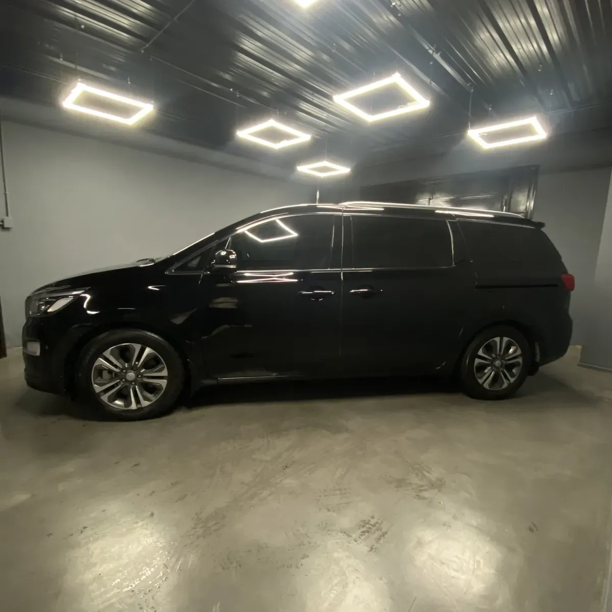Mira esta publicación de KIA Carnival 2019 en Motordil