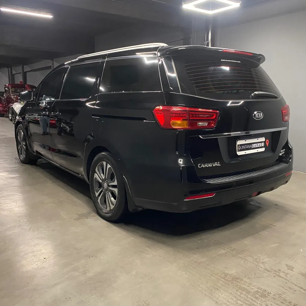 Mira esta publicación de KIA Carnival 2019 en Motordil
