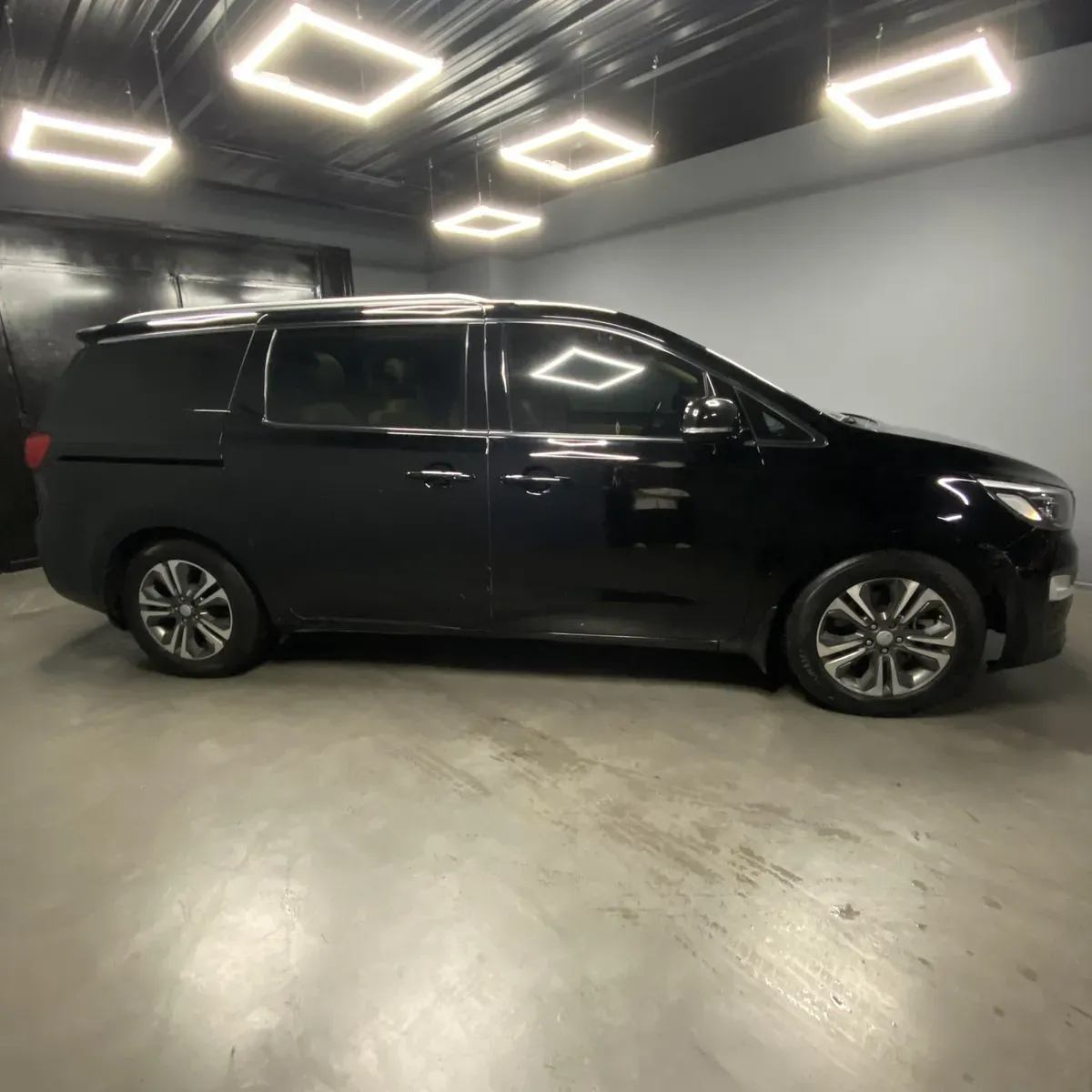 Mira esta publicación de KIA Carnival 2019 en Motordil