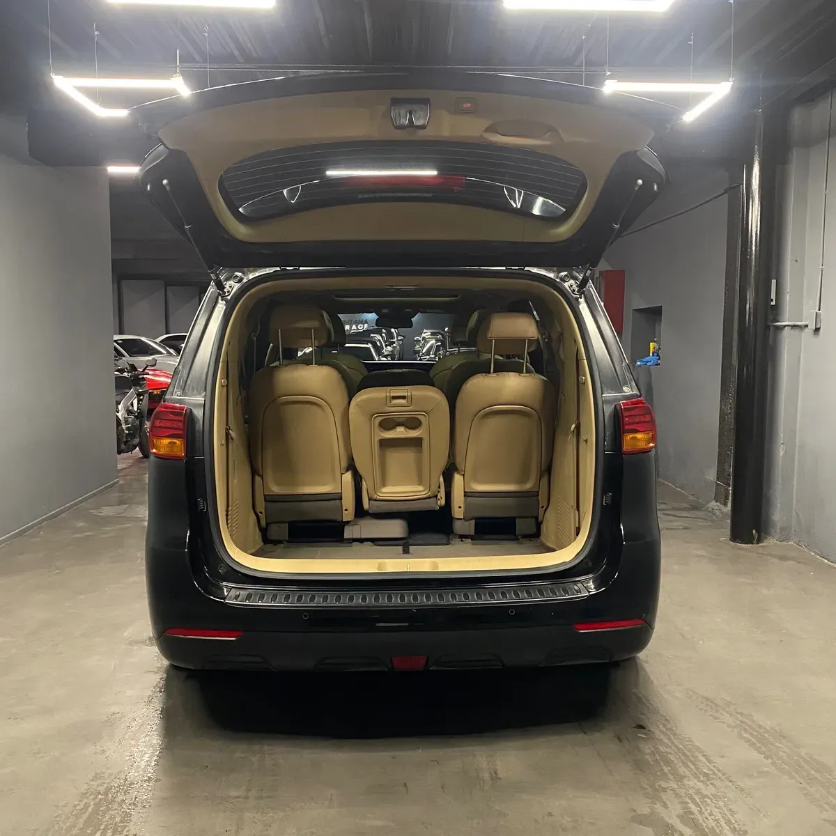 Mira esta publicación de KIA Carnival 2019 en Motordil