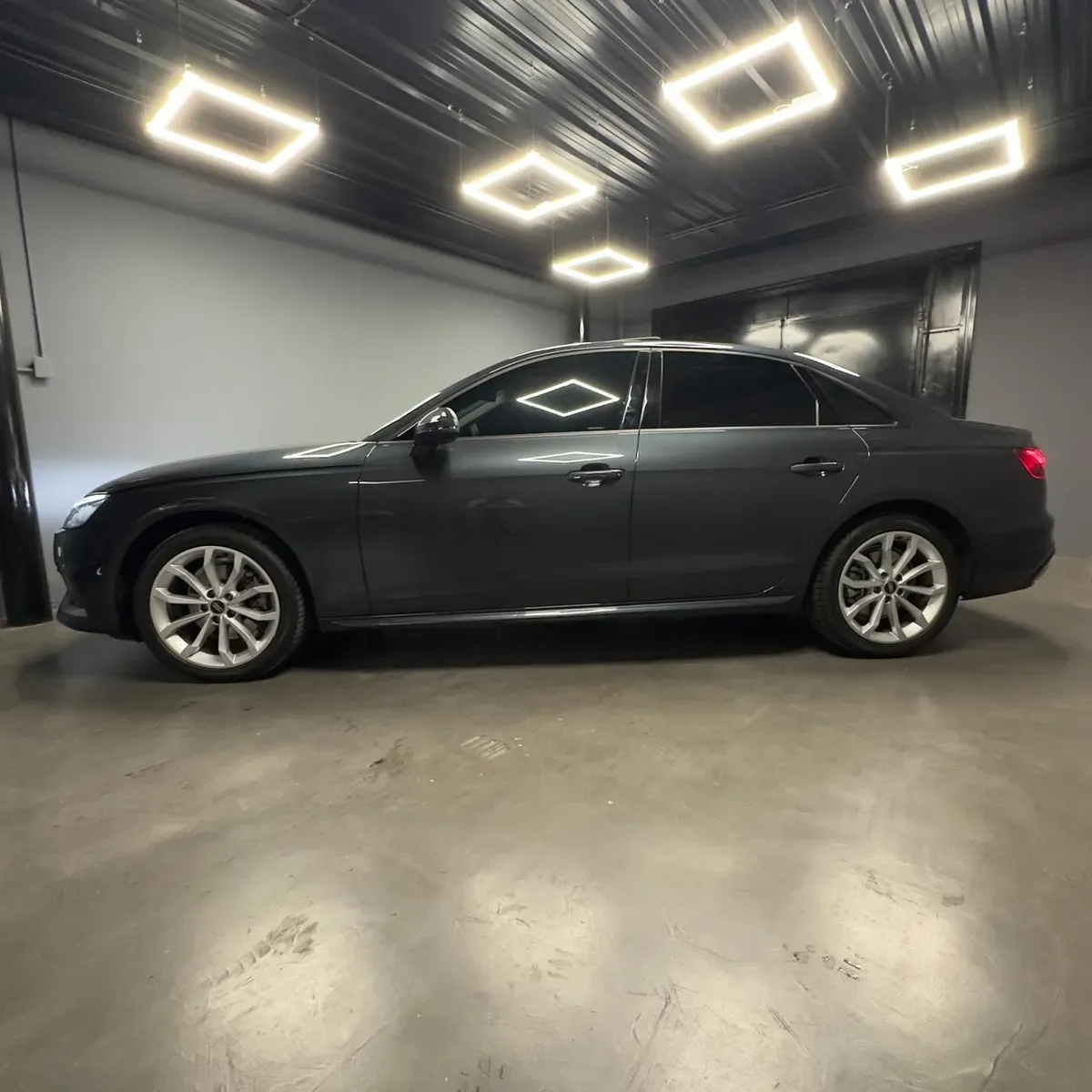 Mira esta publicación de Audi A4 2024 en Motordil