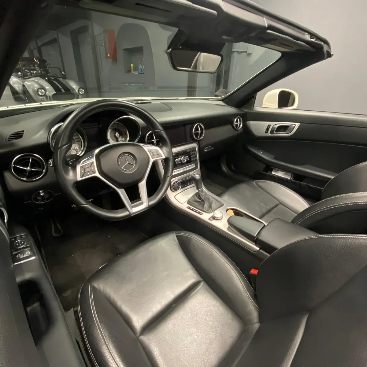 Mira esta publicación de Mercedes Benz SLK 2013 en Motordil
