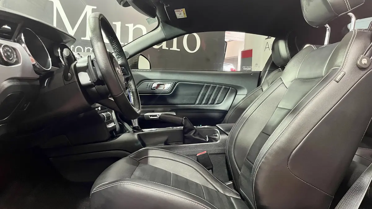 Mira esta publicación de Ford Mustang 2018 en Motordil