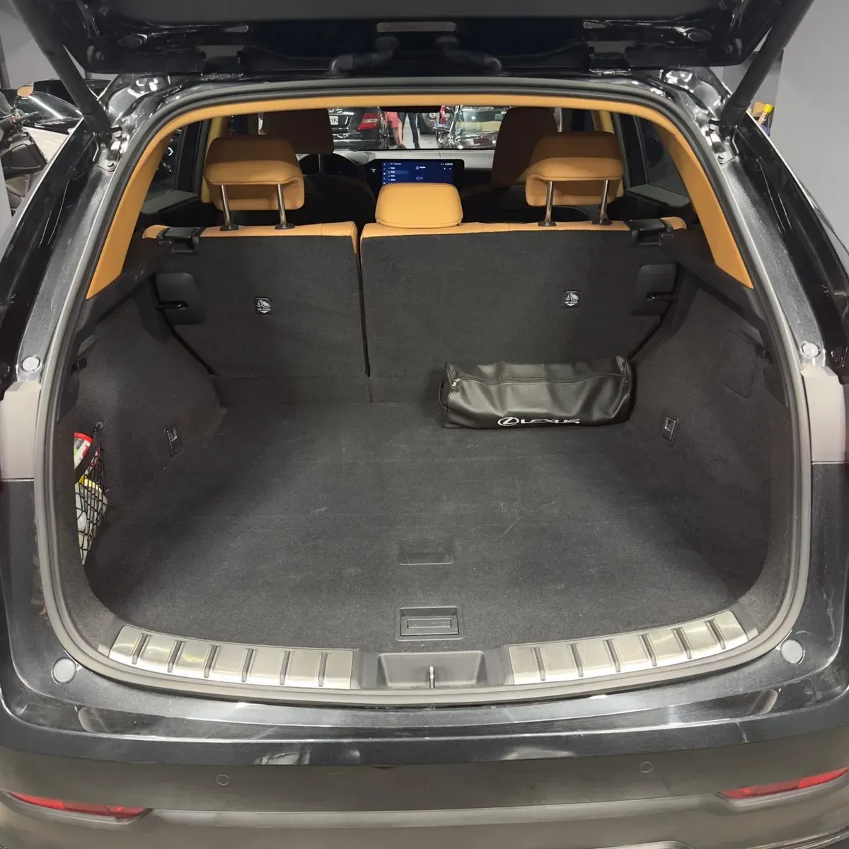 Mira esta publicación de Lexus NX 2023 en Motordil