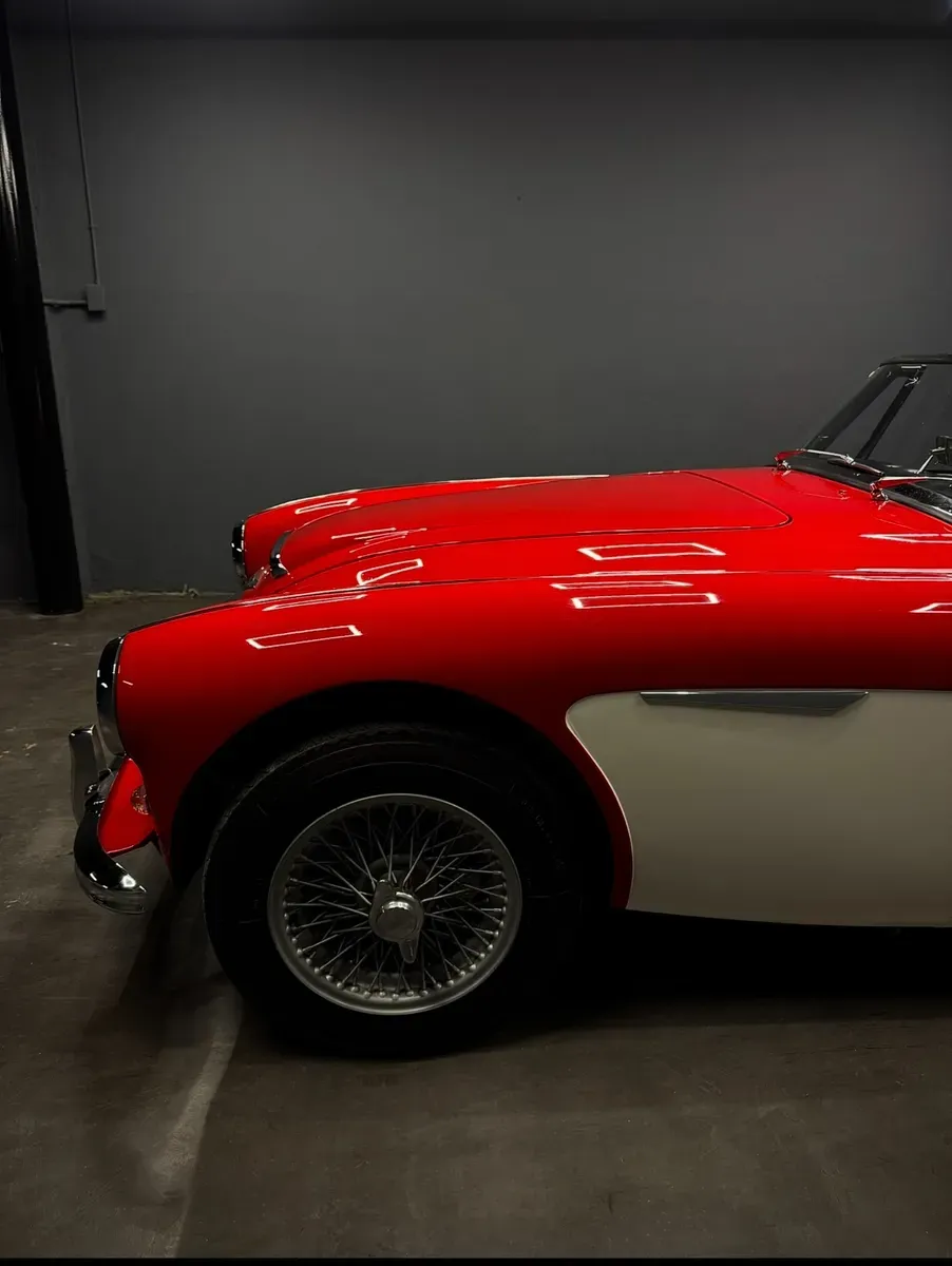 Mira esta publicación de Austin-Healey 3000 1961 en Motordil
