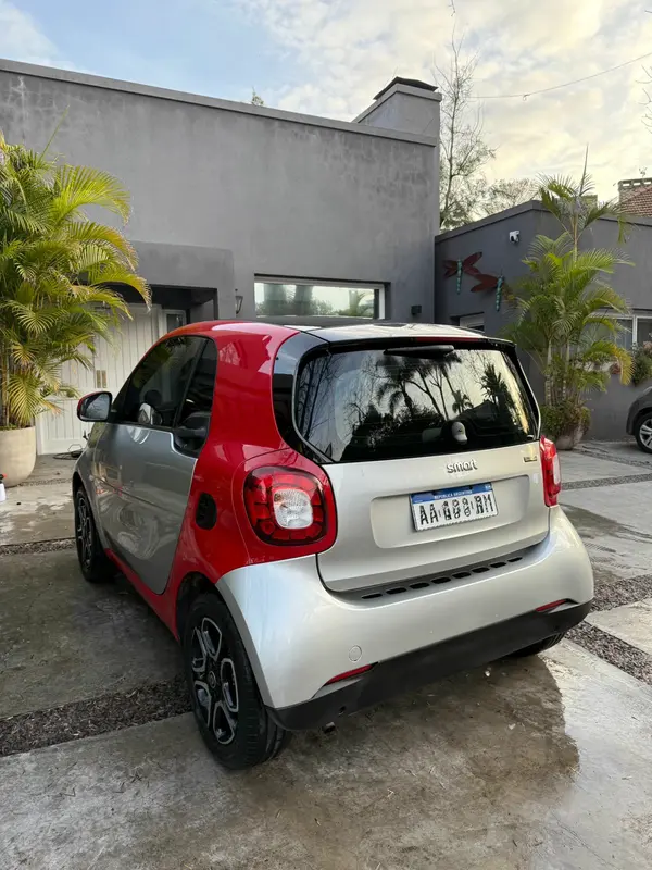 Mira esta publicación de Smart Fortwo 2016 en Motordil