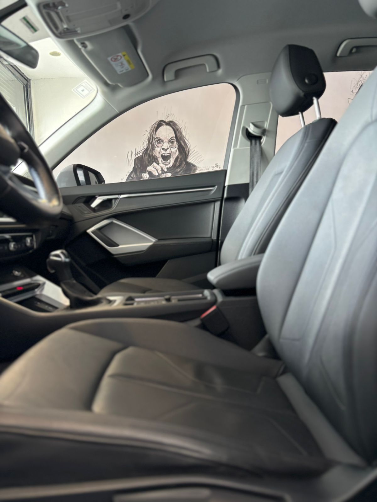 Mira esta publicación de Audi Q3 2022 en Motordil