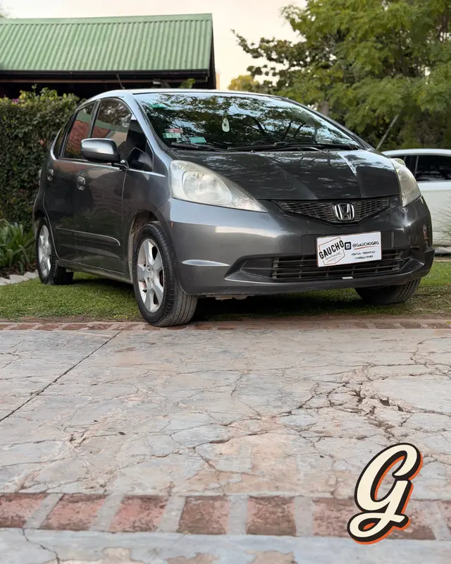 Mira esta publicación de Honda FIT 2010 en Motordil
