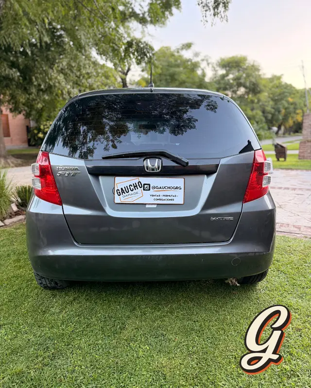 Mira esta publicación de Honda FIT 2010 en Motordil