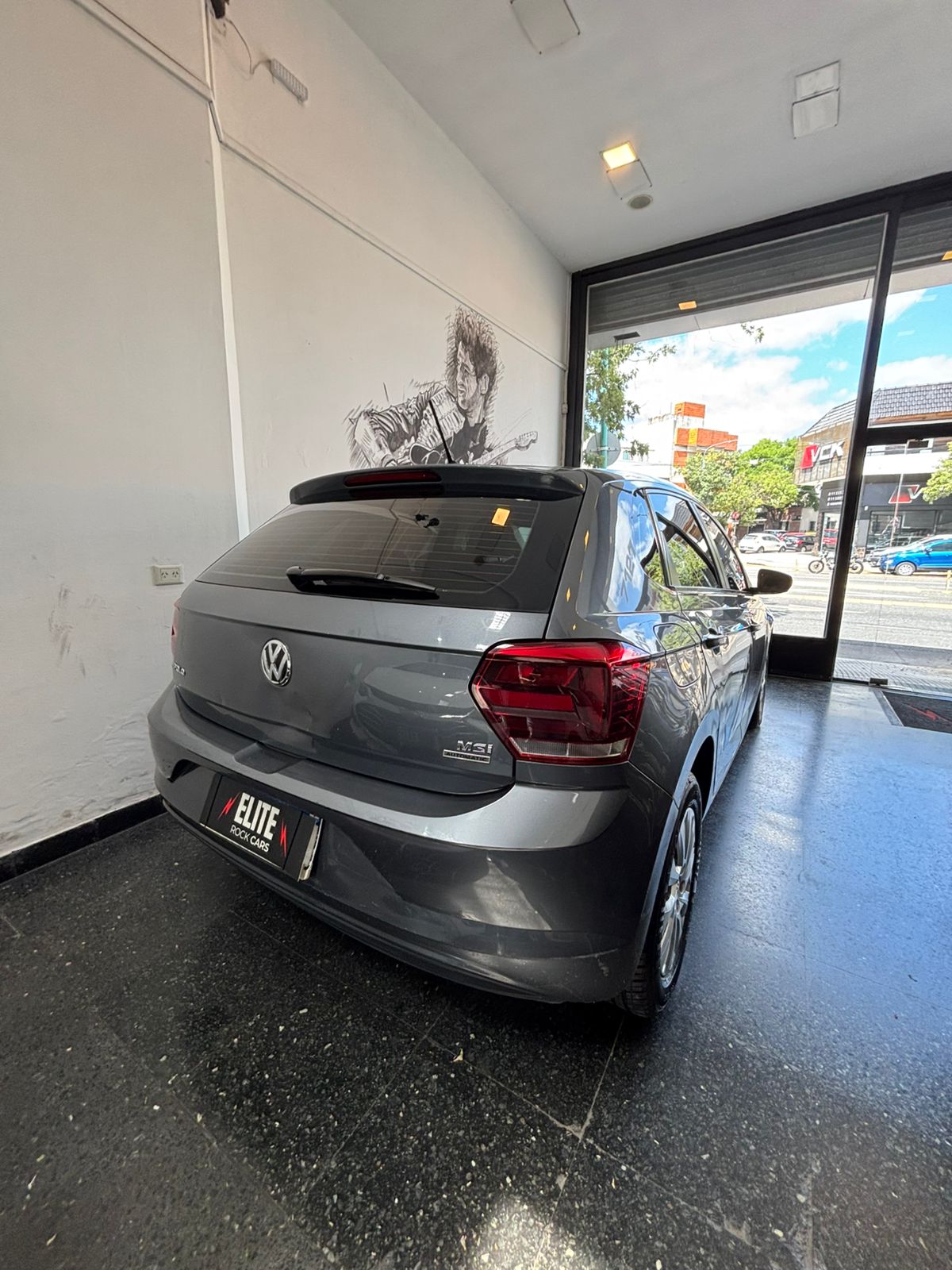 Mira esta publicación de Volkswagen Polo 2018 en Motordil