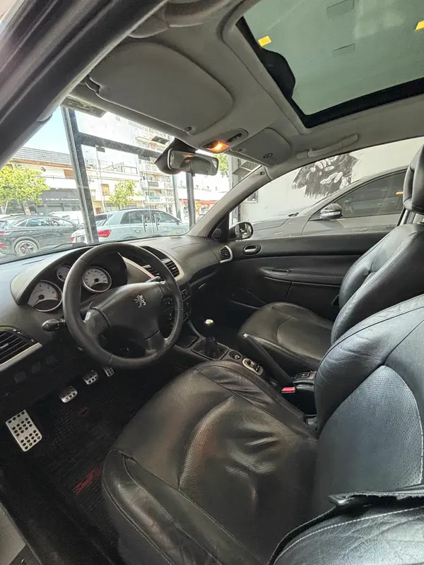 Mirá esta publicación de Peugeot 207 Compact