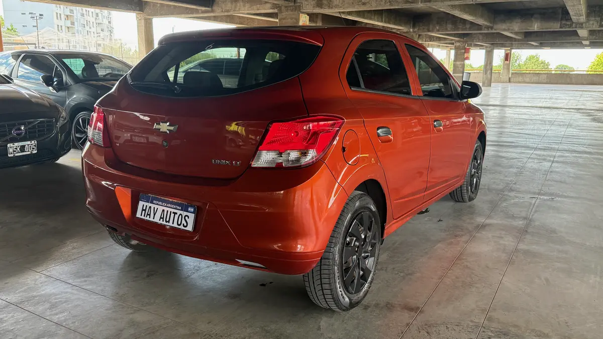 Mira esta publicación de Chevrolet Onix 2013 en Motordil