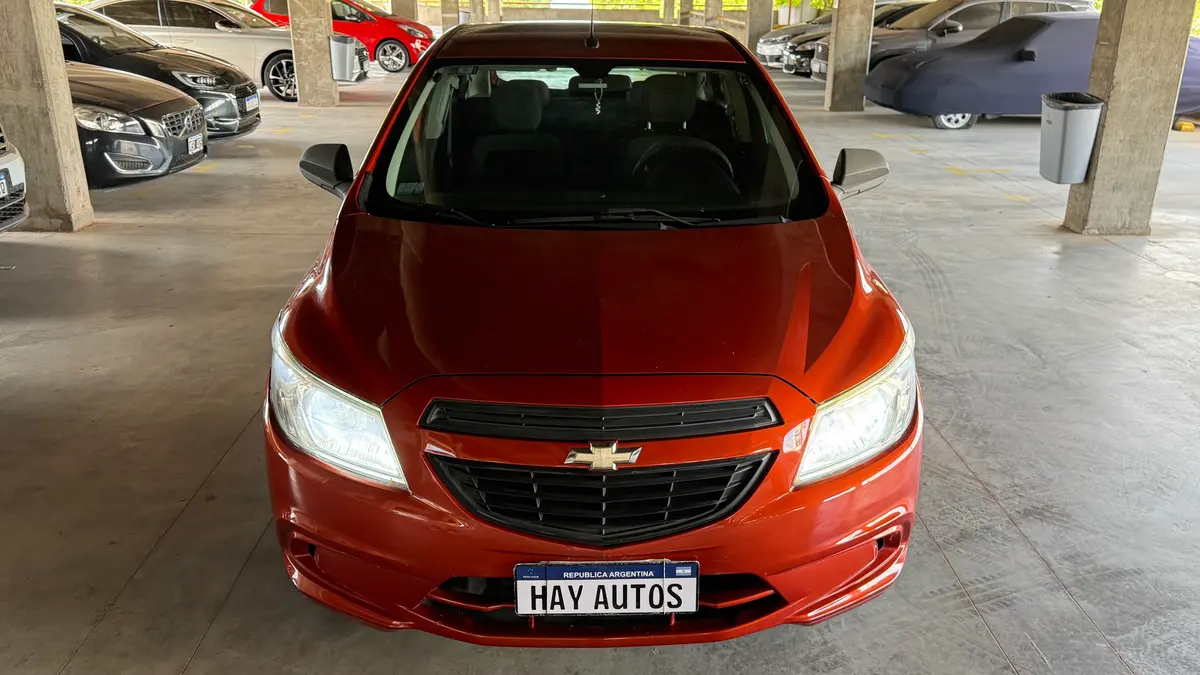 Mira esta publicación de Chevrolet Onix 2013 en Motordil