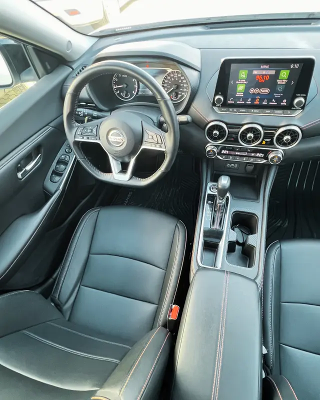 Mira esta publicación de Nissan Sentra 2022 en Motordil