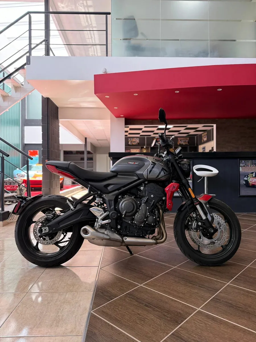 Mira esta publicación de Triumph TRIDENT 660 2023 en Motordil
