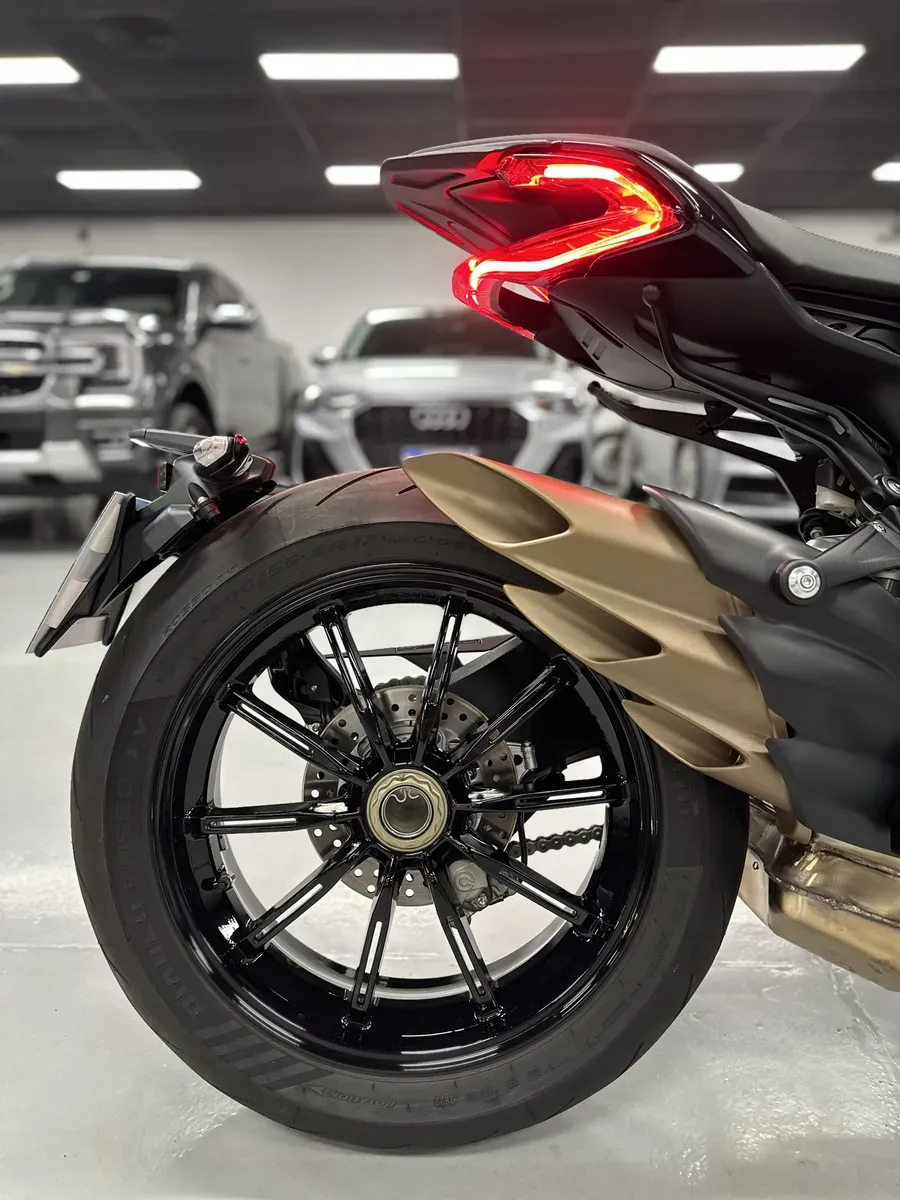 Mirá esta publicación de Mv Agusta Dragster R