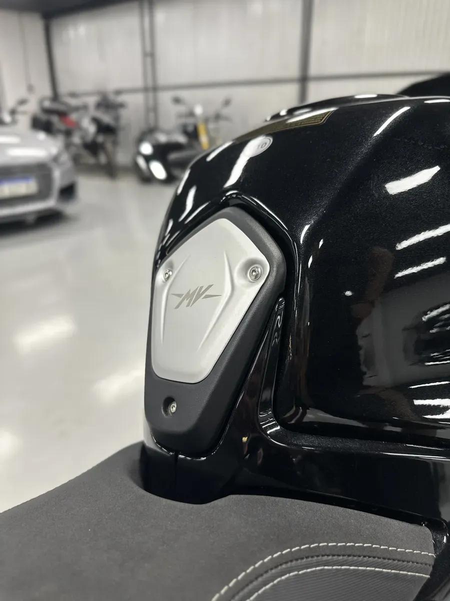 Mirá esta publicación de Mv Agusta Dragster R