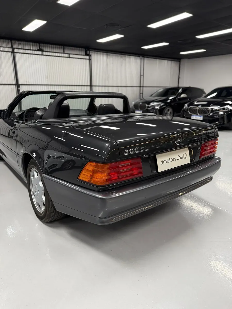 Mira esta publicación de Mercedes Benz 300 SL 1991 en Motordil