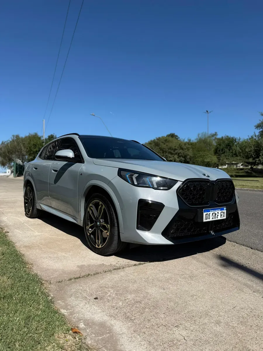 Mira esta publicación de BMW X2 2024 en Motordil