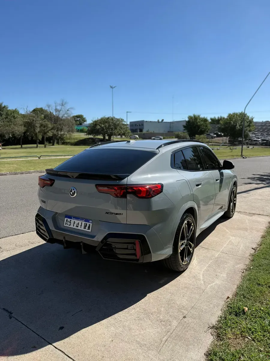 Mira esta publicación de BMW X2 2024 en Motordil