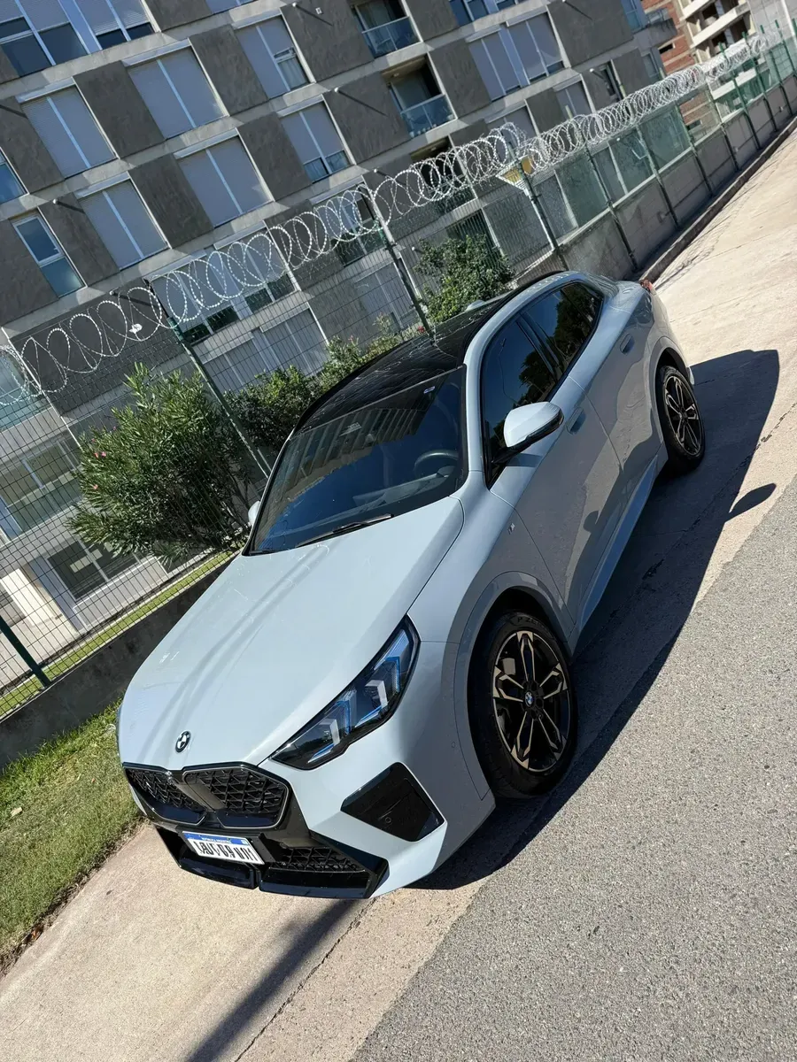 Mira esta publicación de BMW X2 2024 en Motordil