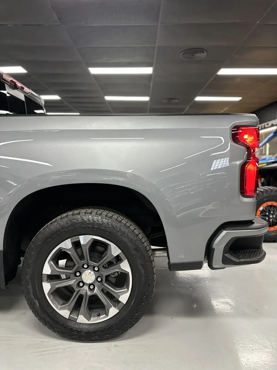 Mira esta publicación de Chevrolet Silverado 2025 en Motordil