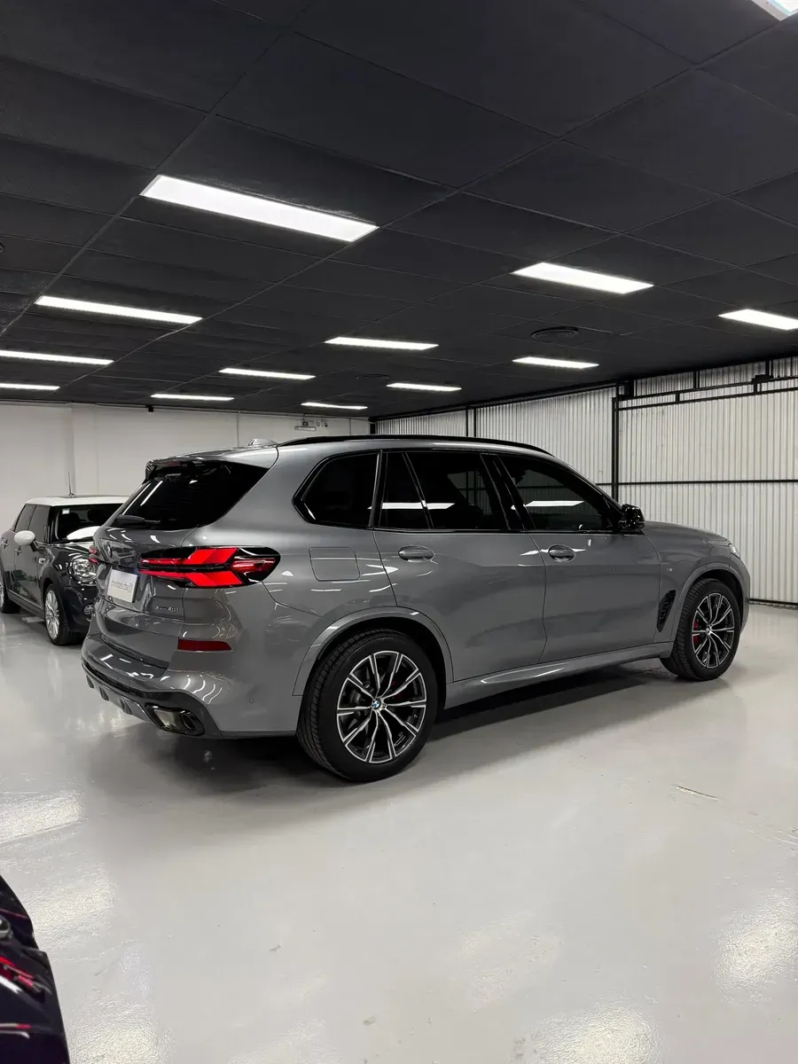 Mira esta publicación de BMW X5 2024 en Motordil