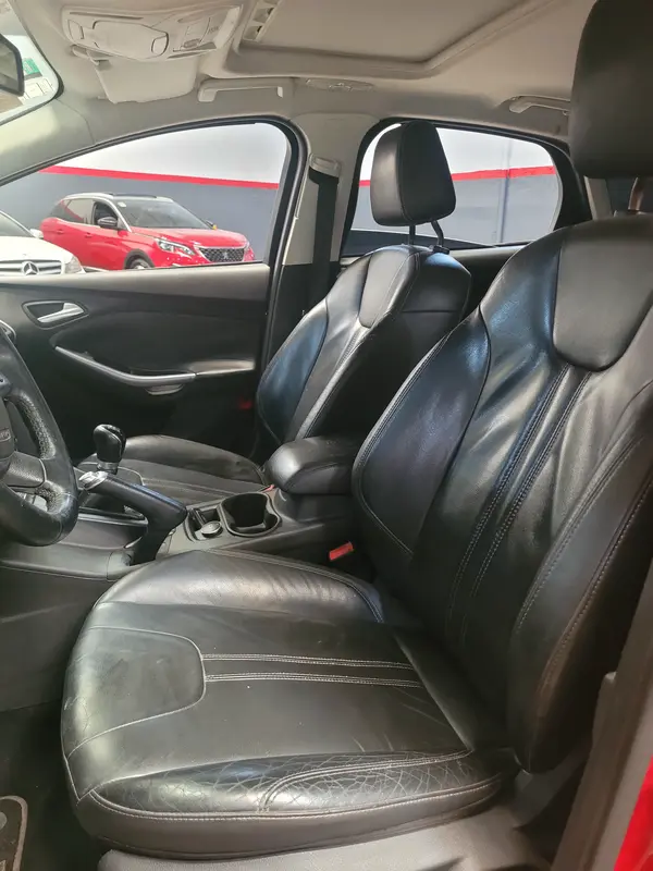 Mira esta publicación de Ford Focus 2014 en Motordil