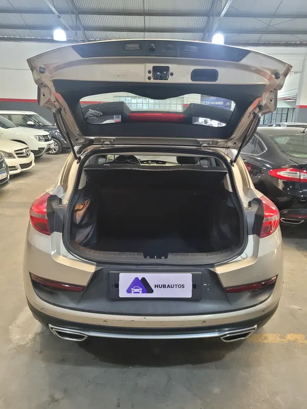 Mira esta publicación de Geely EMGRAND 7 2018 en Motordil