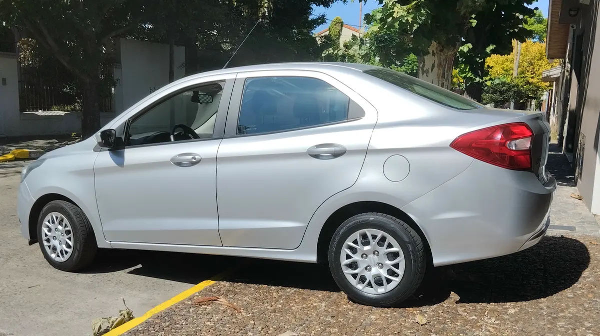 Mira esta publicación de Ford KA 2018 en Motordil