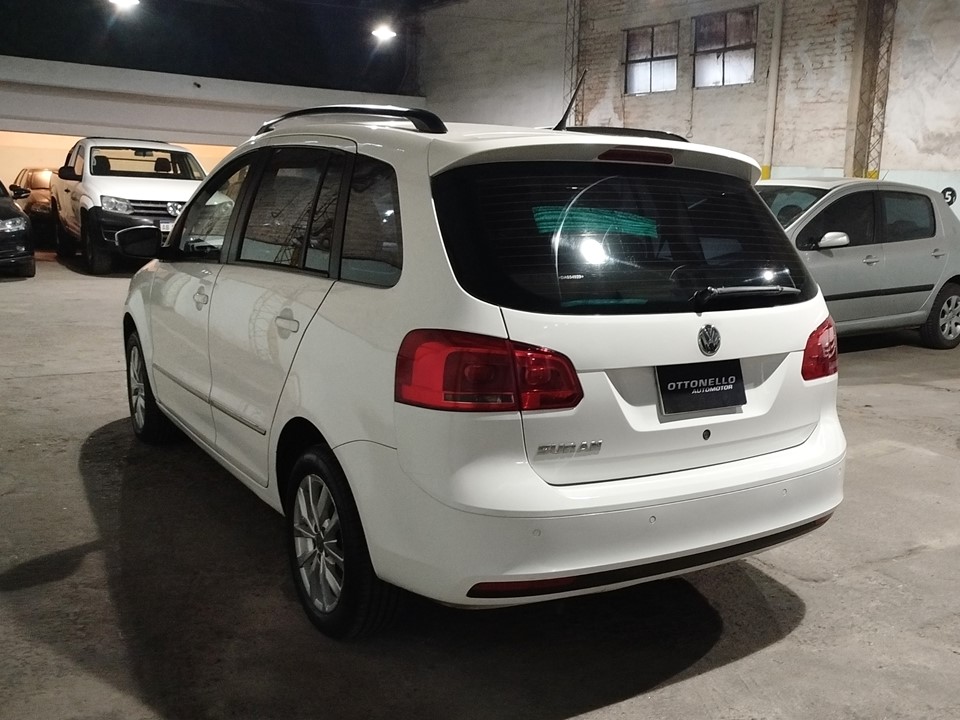 Mira esta publicación de Volkswagen Suran 2013 en Motordil