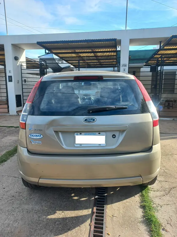 Mira esta publicación de Ford Fiesta 2009 en Motordil