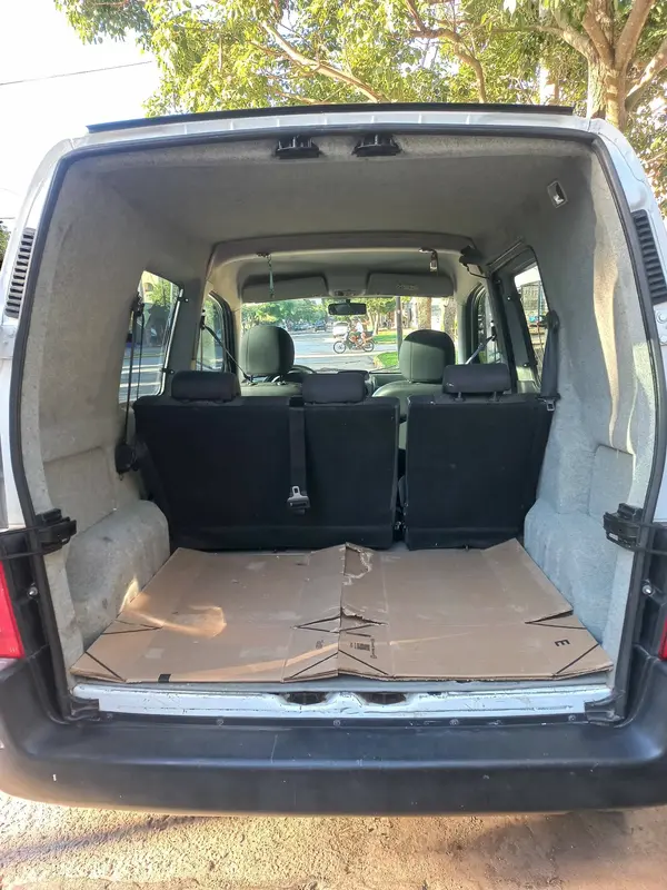 Mira esta publicación de Peugeot Partner 2017 en Motordil