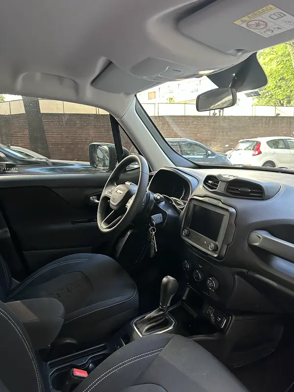 Mirá esta publicación de Jeep Renegade