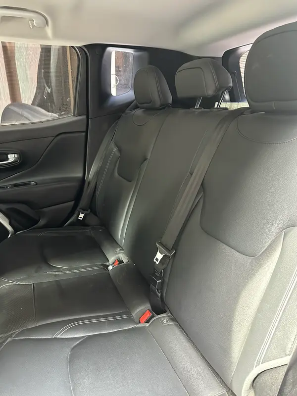 Mira esta publicación de Jeep Renegade 2021 en Motordil