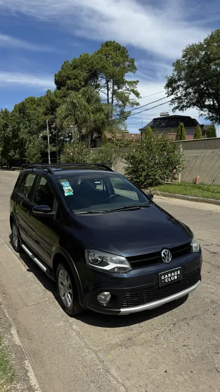 Mira esta publicación de Volkswagen Suran 2013 en Motordil