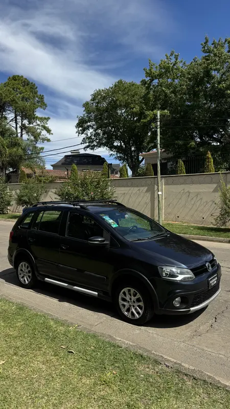 Mira esta publicación de Volkswagen Suran 2013 en Motordil