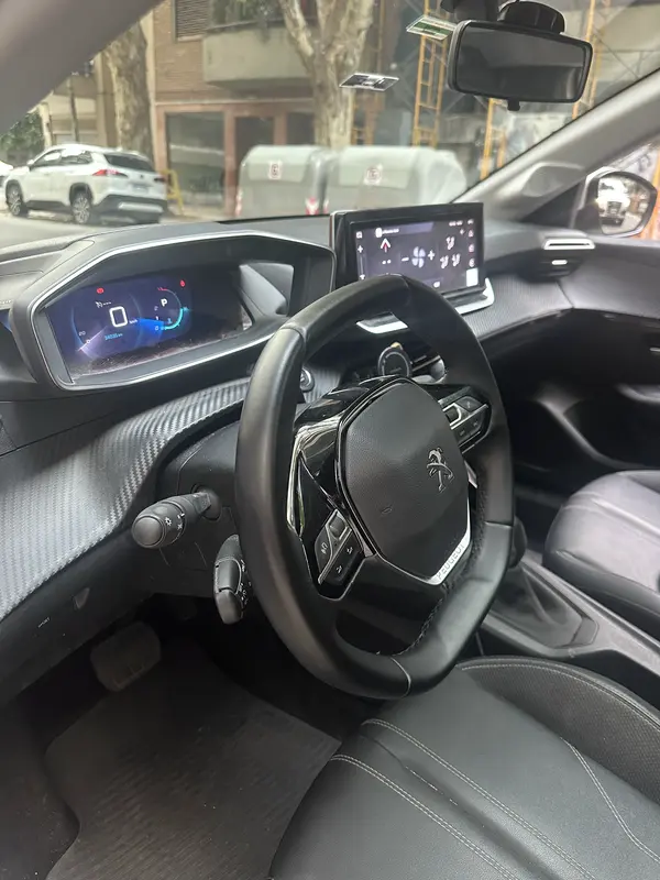 Mira esta publicación de Peugeot 208 2023 en Motordil