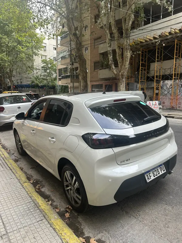 Mira esta publicación de Peugeot 208 2023 en Motordil