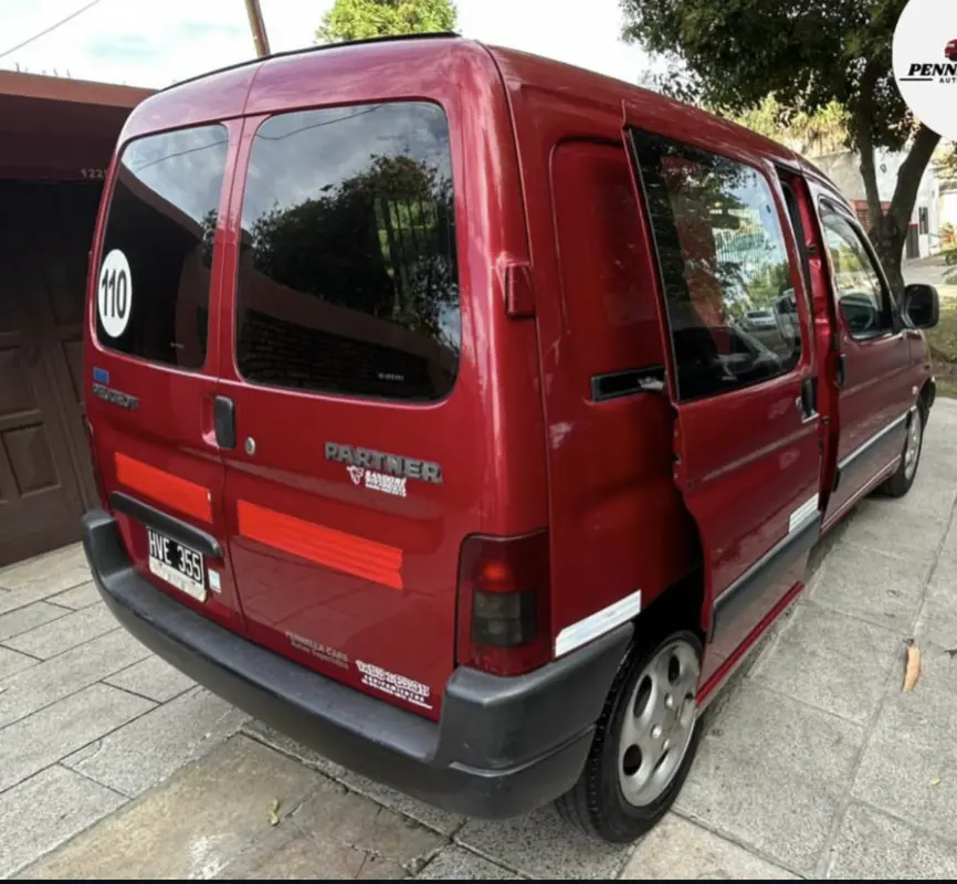 Mira esta publicación de Peugeot Partner 2009 en Motordil
