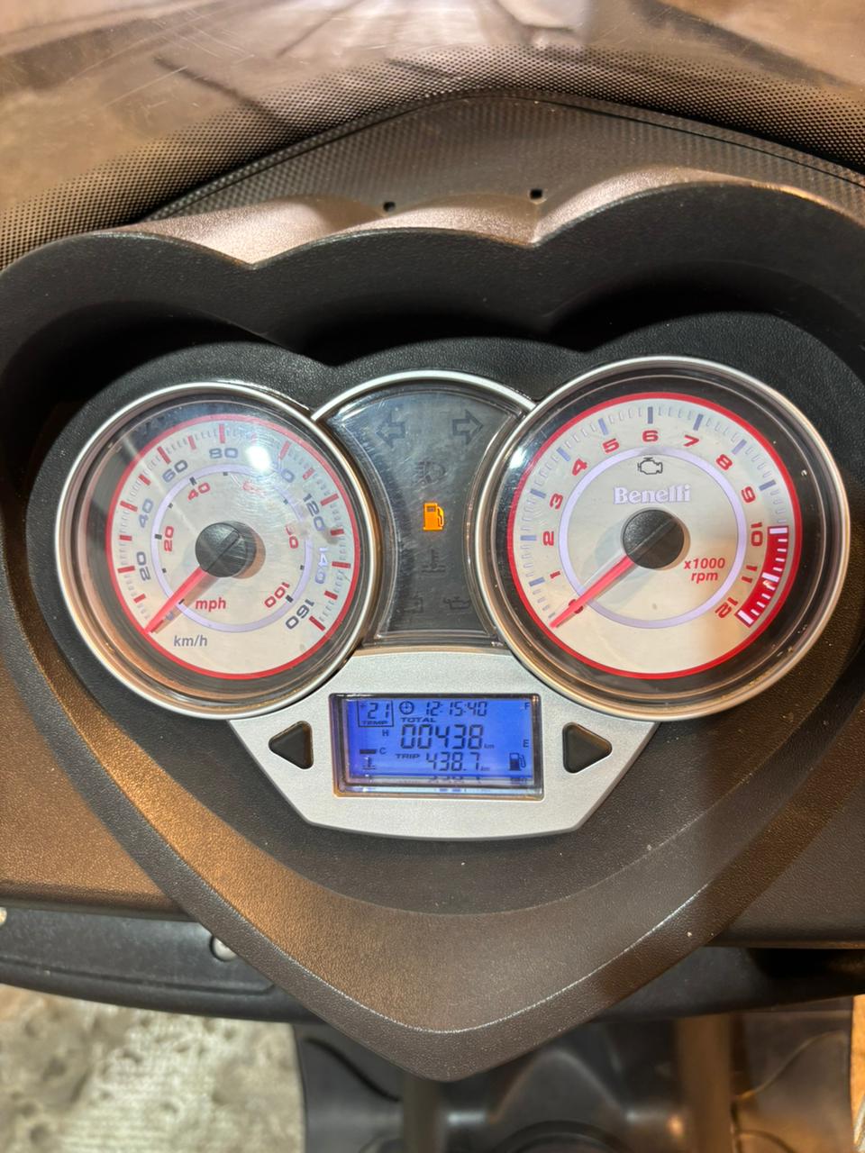 Mira esta publicación de Benelli Zafferano 250 2020 en Motordil