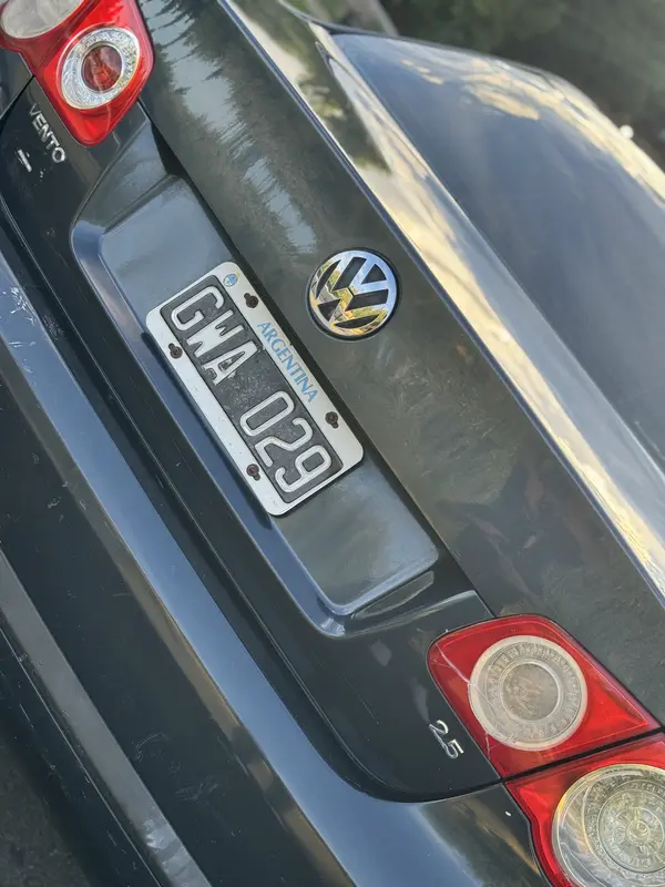 Mira esta publicación de Volkswagen Vento 2007 en Motordil