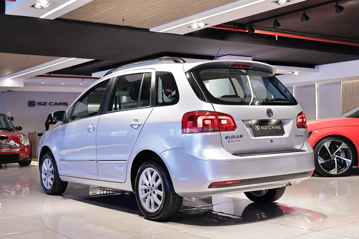 Mira esta publicación de Volkswagen Suran 2010 en Motordil