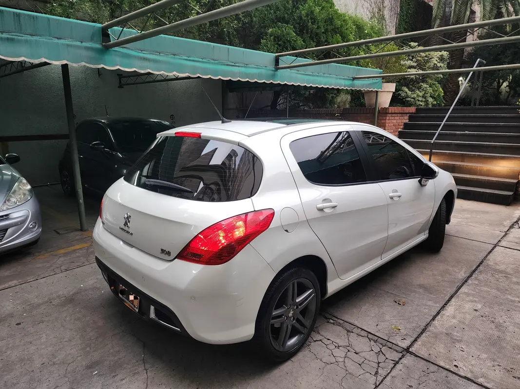 Mira esta publicación de Peugeot 308 2014 en Motordil