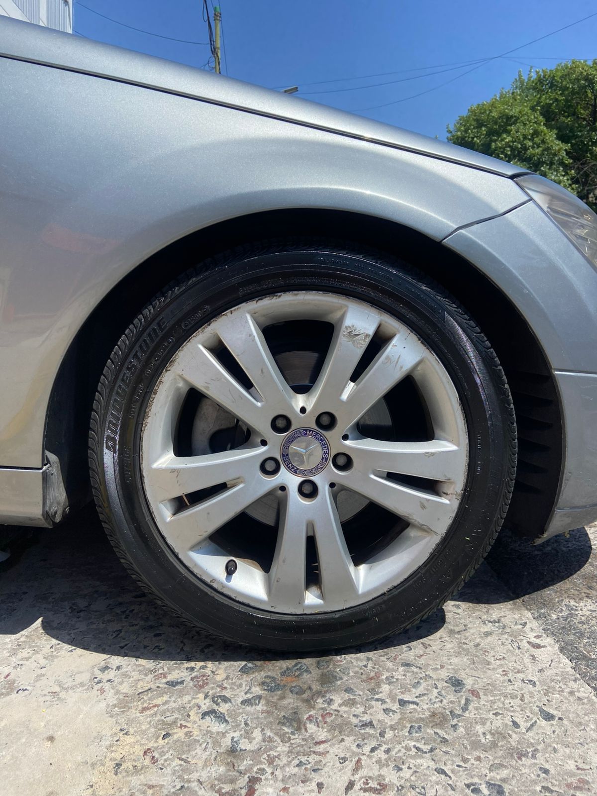 Mira esta publicación de Mercedes Benz Clase C 2008 en Motordil