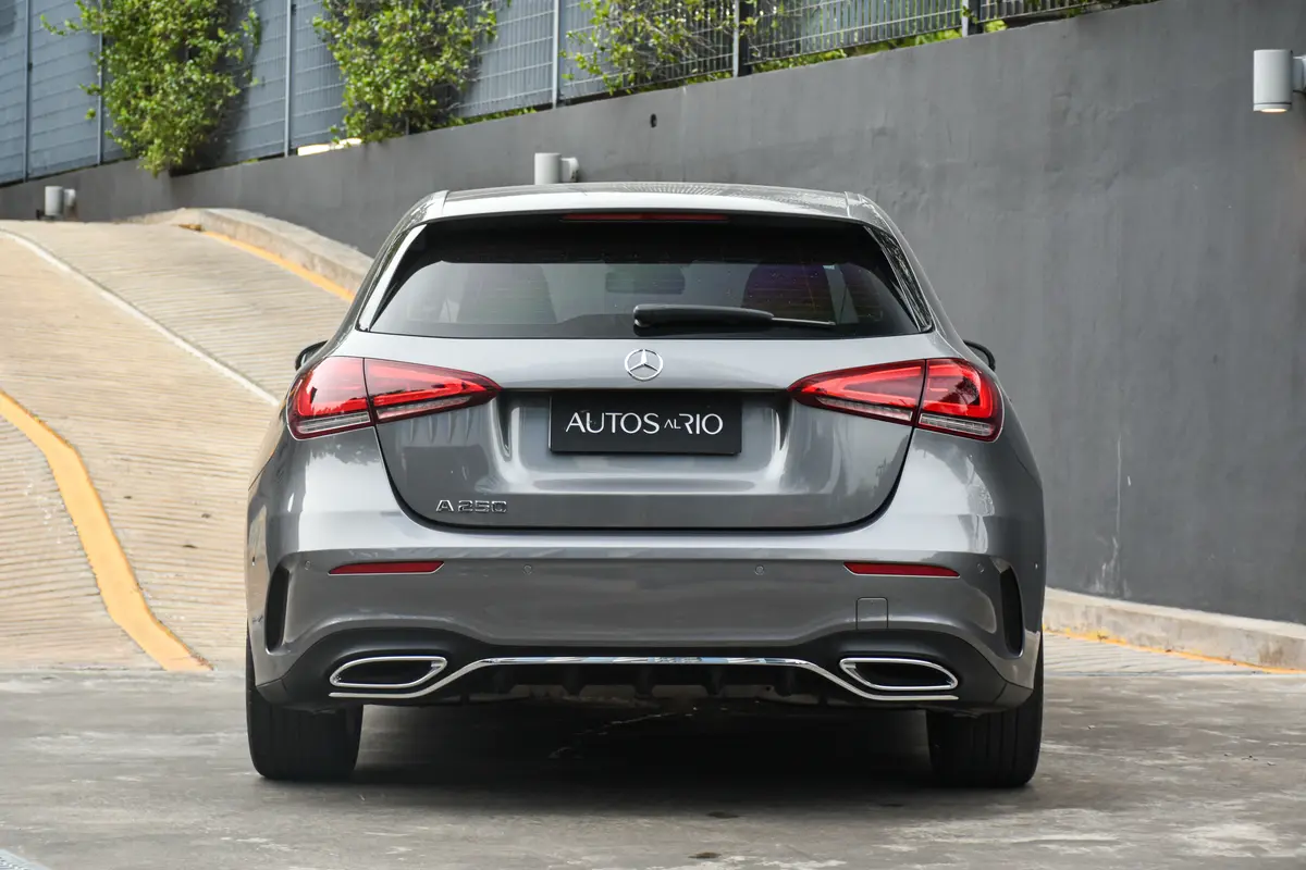 Mira esta publicación de Mercedes Benz Clase A 2020 en Motordil