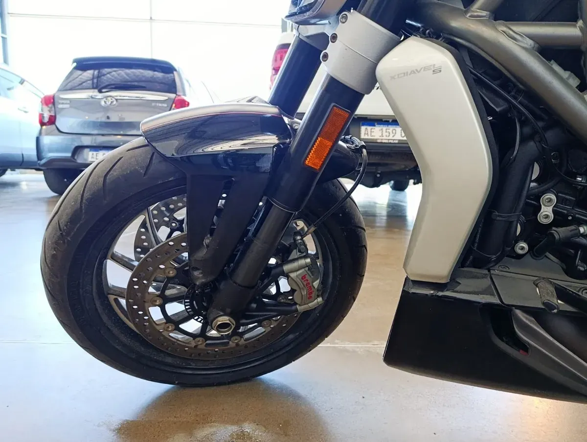 Mirá esta publicación de Ducati XDiavel S