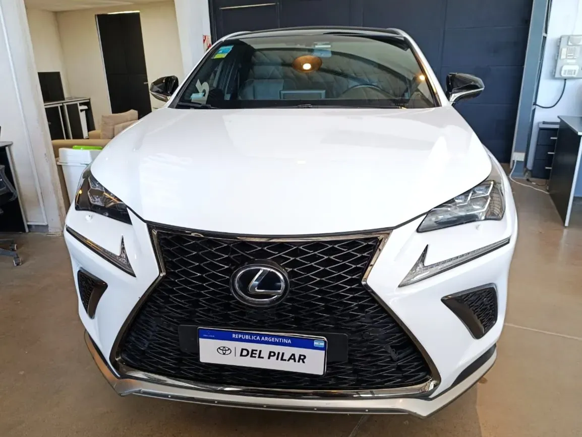 Mira esta publicación de Lexus NX 2019 en Motordil